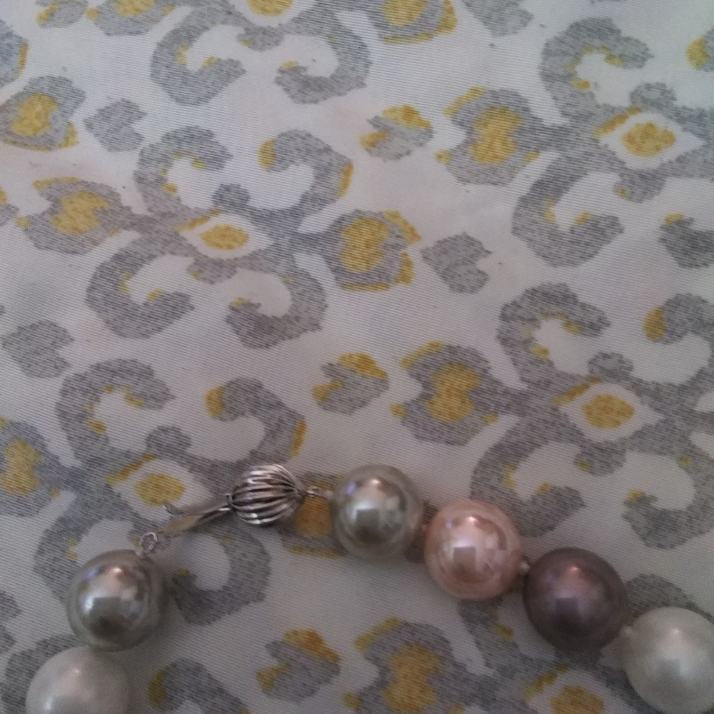 High quality classy necklace Pearl